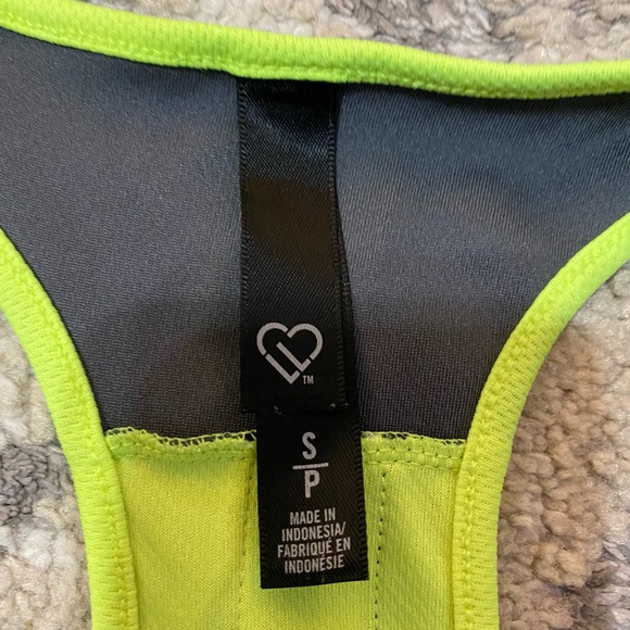 Athletic Tank Top - Picture 3 of 4